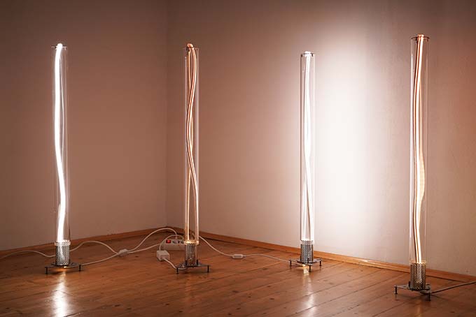 Picture gallery middle